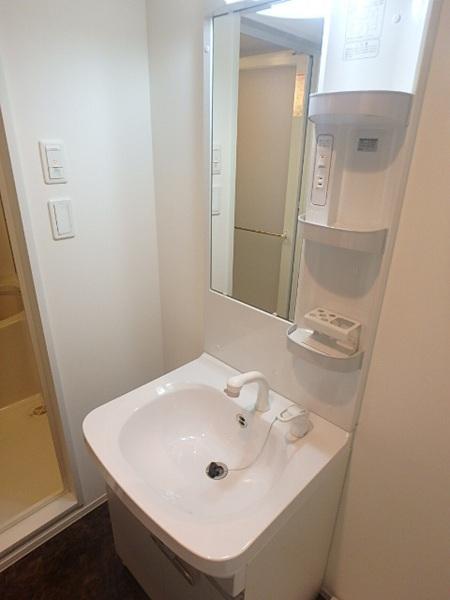 福岡市博多区博多駅南５丁目のマンション