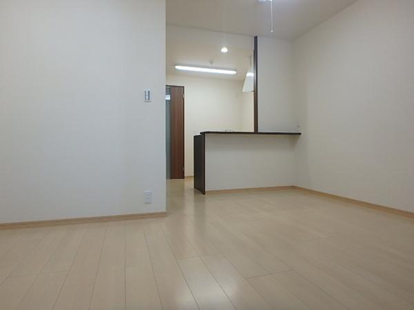 LIBTH博多駅南