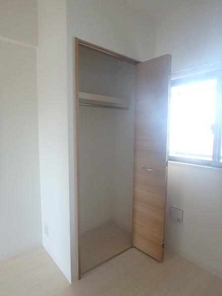 ホワイトアゲート博多