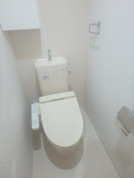 ホワイトアゲート博多