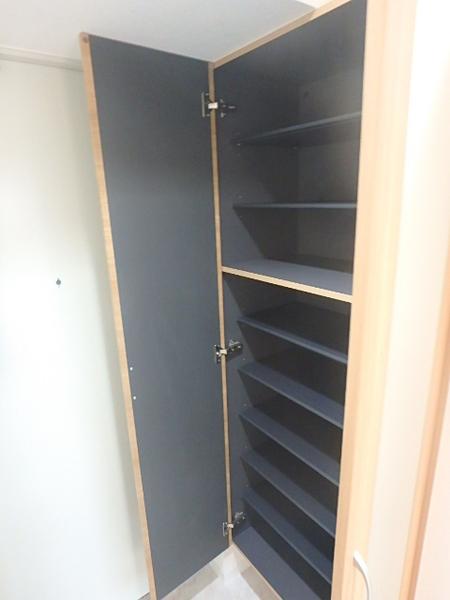 ホワイトアゲート博多