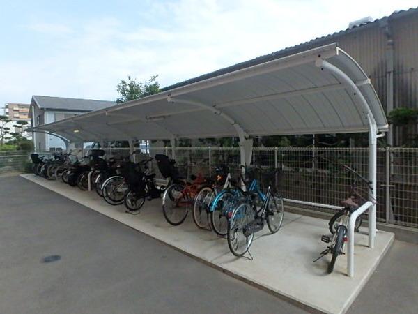 ホワイトアゲート博多