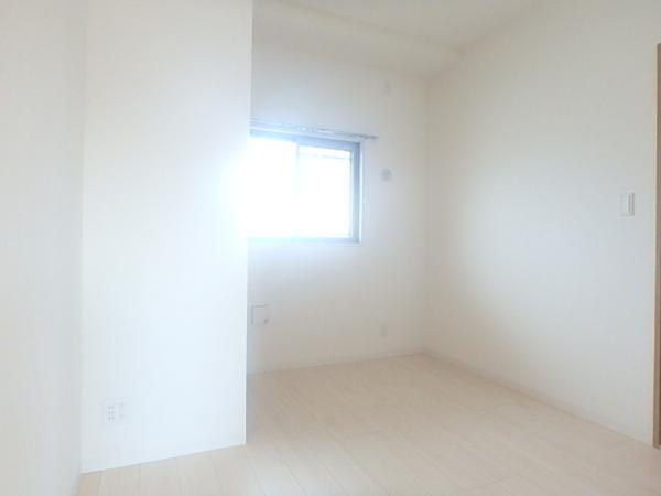 ホワイトアゲート博多