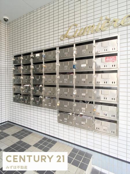 リュミエール空港前