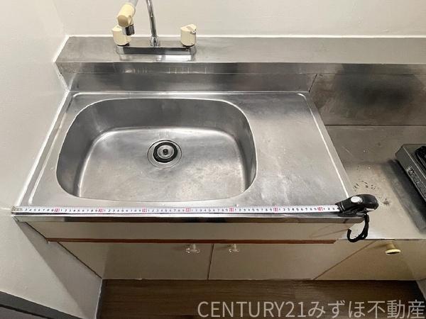 リュミエール空港前