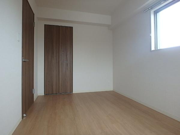 レフィナード博多