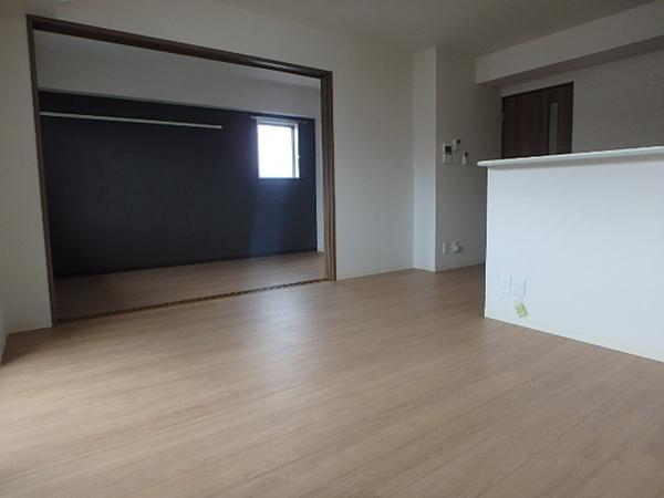 レフィナード博多