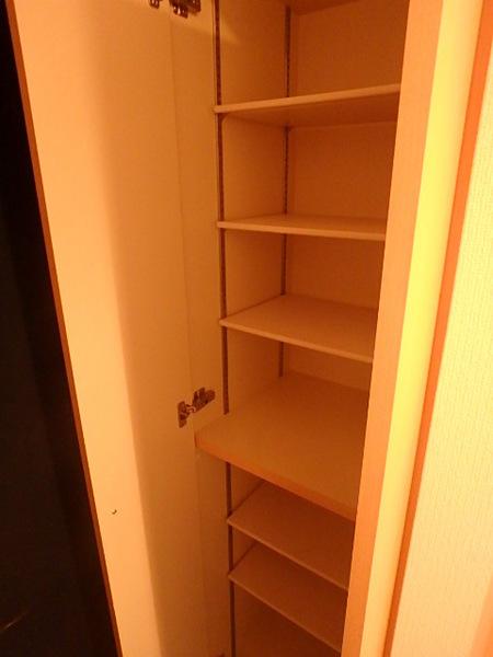 リバティ神屋(玄関)