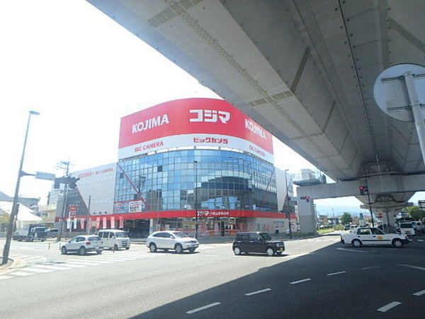 ISビル(コジマ×ビックカメラ福岡春日店)