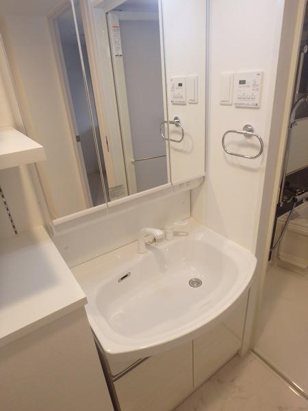 ヴィラージュ県庁前参番館