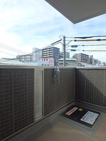 D-room博多駅南弐番館