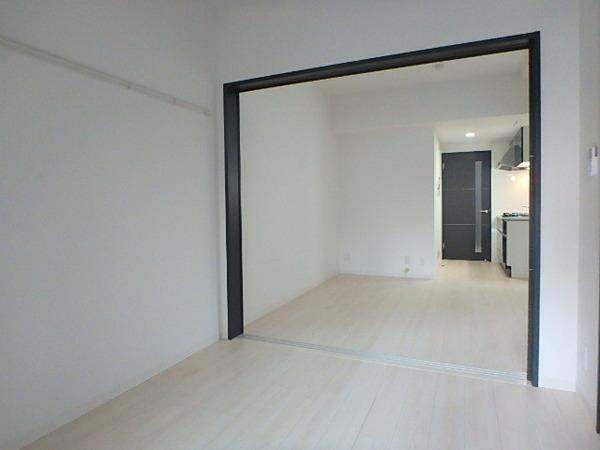 エルヴィータ駅南