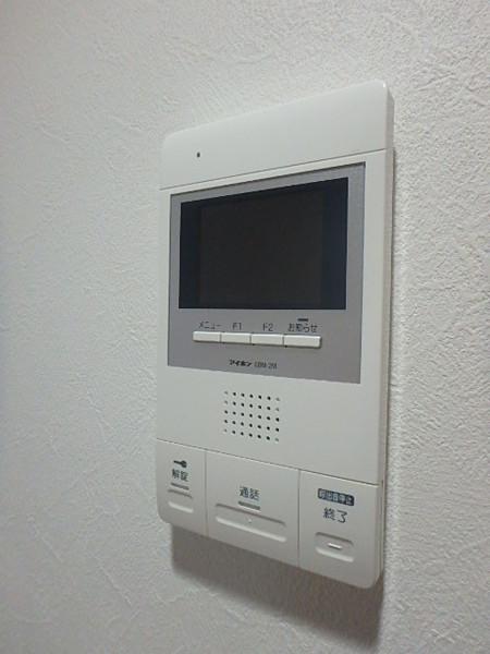 エルヴィータ駅南