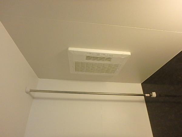 エルヴィータ駅南