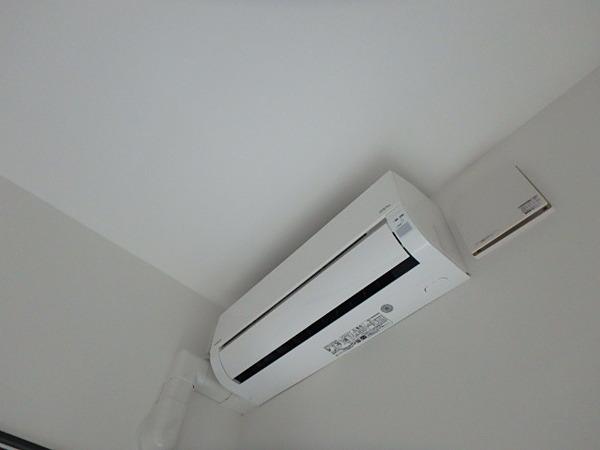 エルヴィータ駅南