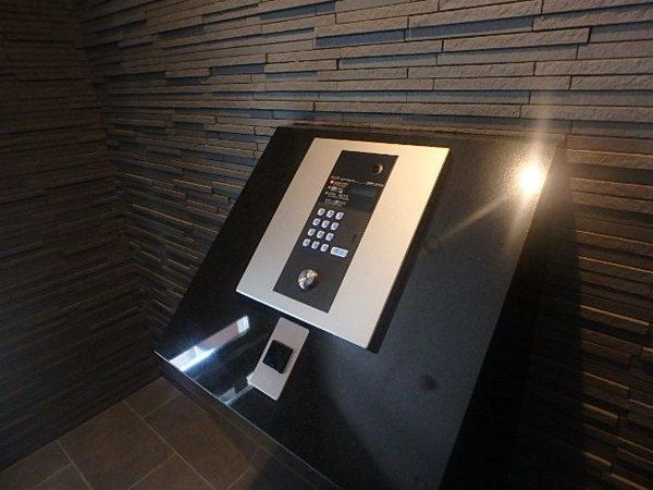 リヴァイン博多駅南