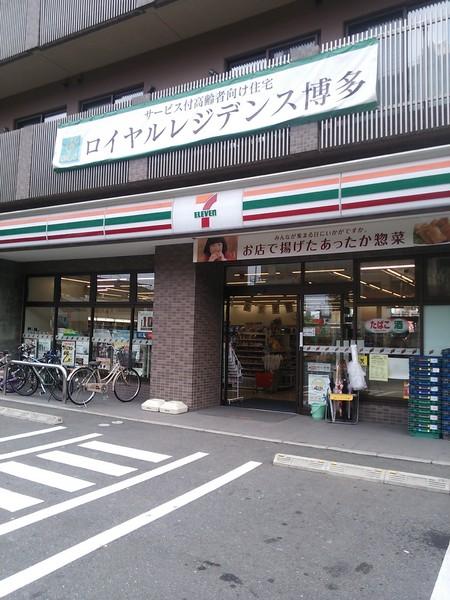 ベルネージュ塩原(セブンイレブン博多竹下駅前店)