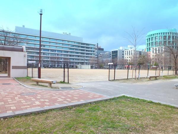 福岡市博多区東比恵２丁目のマンション(中比恵公園)