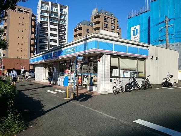 ウィスタリアレジデンス博多(ローソン比恵町店)