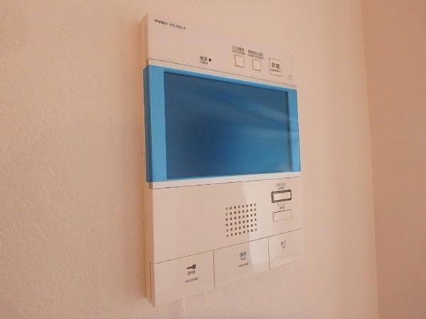エンクレスト空港通り
