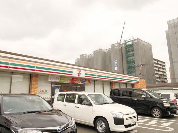 エンクレスト空港通り(セブンイレブン博多東比恵2丁目店)