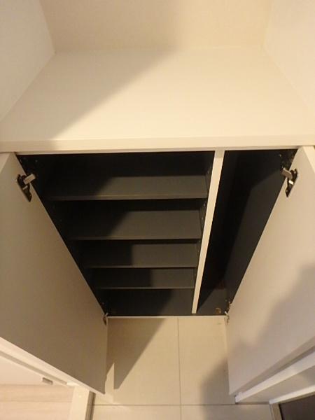 エンクレスト空港通り