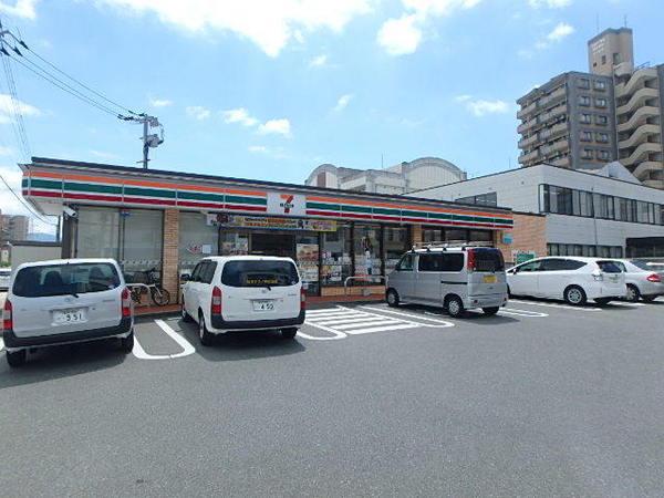 サンクス博多駅南(セブンイレブン博多駅南3丁目店)