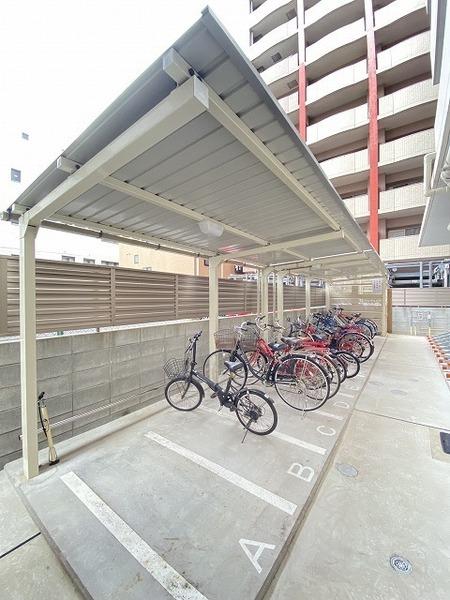 サンクス博多駅南