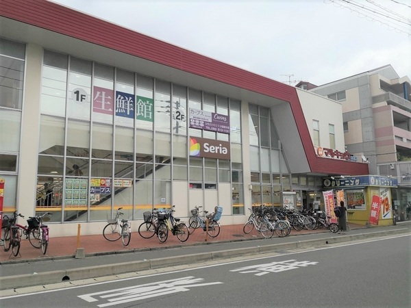 レジデンス桜ヶ丘(マルキョウ井尻店)