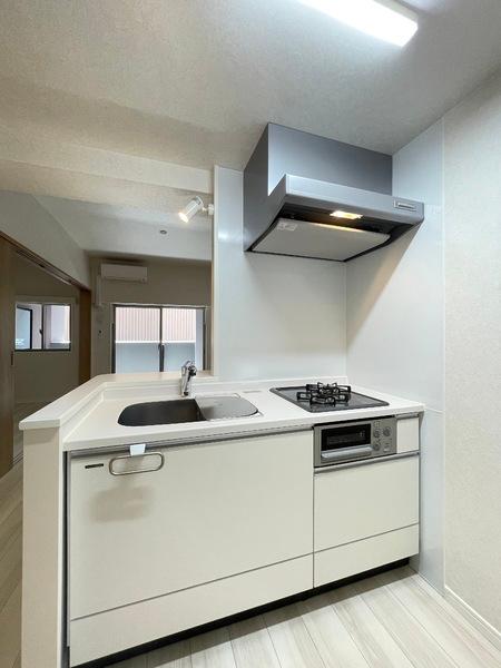 ネストピア東比恵駅前