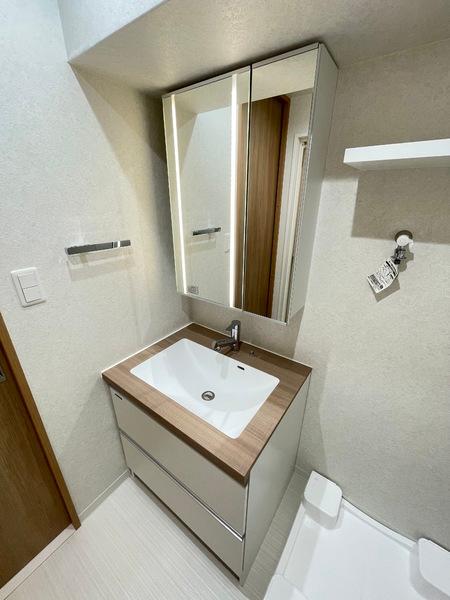 ネストピア東比恵駅前