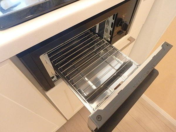 THEAPARTMENTHAKATA