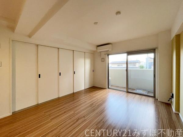 カメリアビル(リビング)