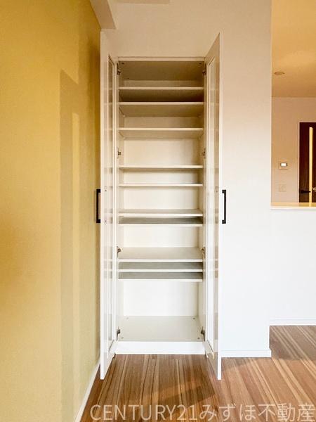 カメリアビル(収納)