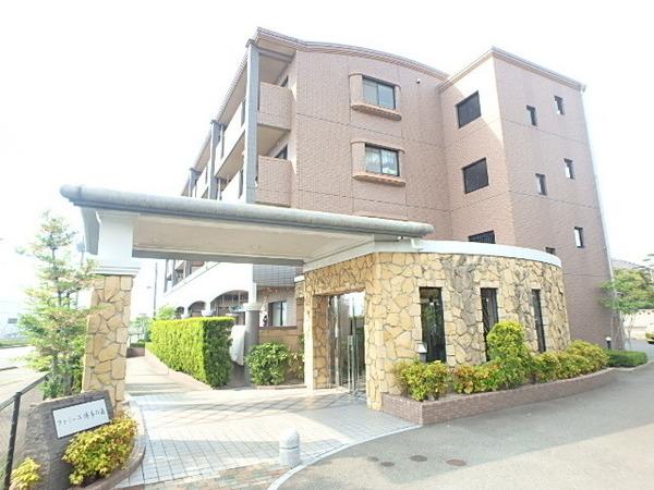 ファミーユ博多の森
