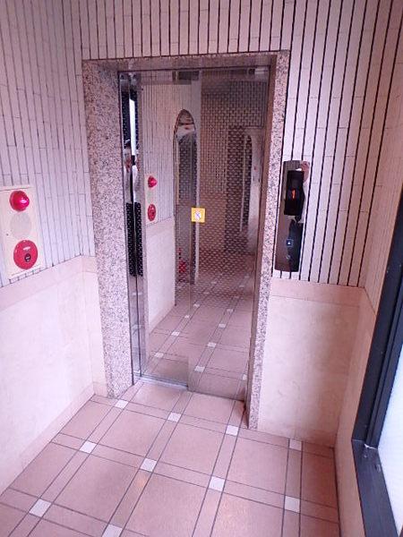 プレデュパルク壱番館