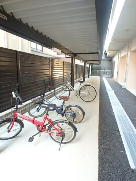 ネストピア東比恵駅前２