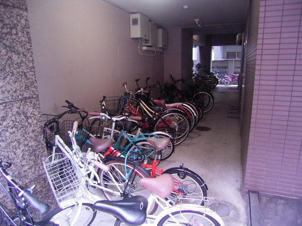 アクタス博多駅東