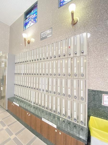 ロイヤル博多駅東84