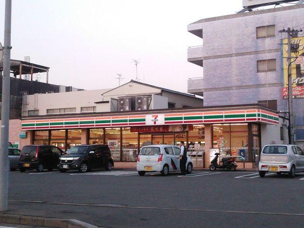 エンクレスト日赤通り(セブンイレブン福岡清水2丁目店)