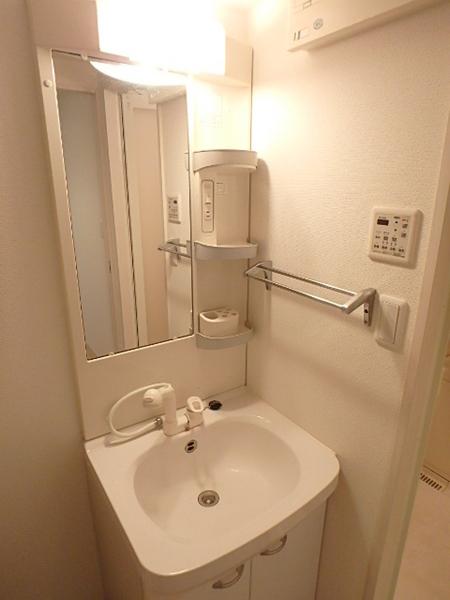 アクアシティ大博通