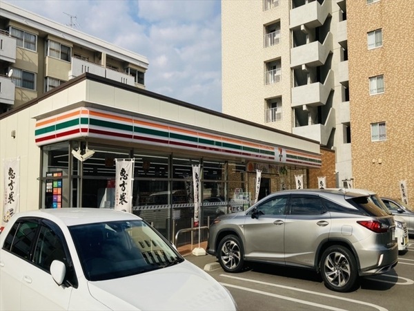 グロースメゾン博多山王(セブンイレブン博多山王1丁目店)