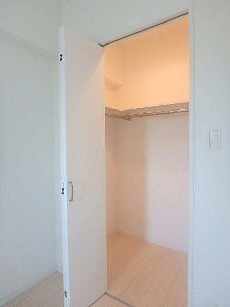 モダンパラッツォ博多sur