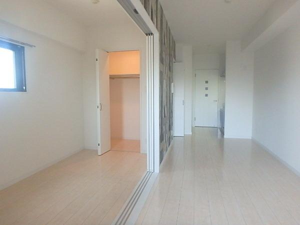 モダンパラッツォ博多sur