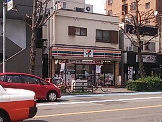 RUSSIE博多駅南(セブンイレブン博多宮島店)