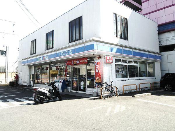 プルニエール博多(ローソン筑紫通東光寺店)