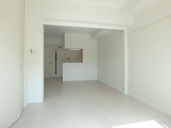 エンクレスト日赤通り