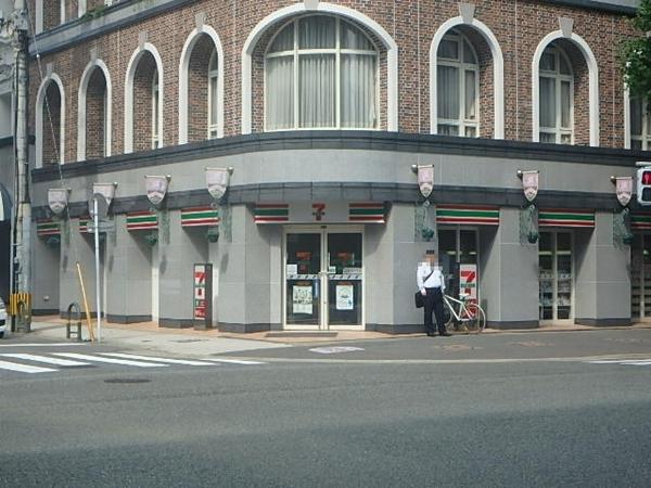 ビュー博多(セブンイレブン博多駅南1丁目店)