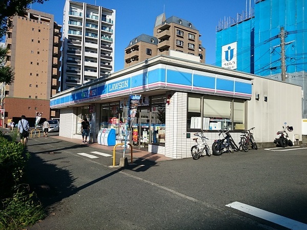 エンクレスト博多駅東(ローソン比恵町店)