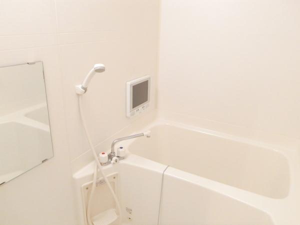 アンプルールベトンMC